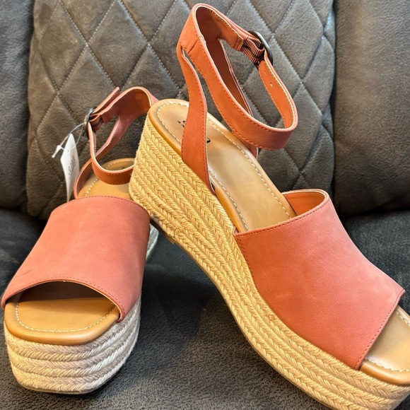 BNWT A.N.A A New Apparel Laskie Terracotta Sandals with Heels Espadrille - Picture 1 of 9